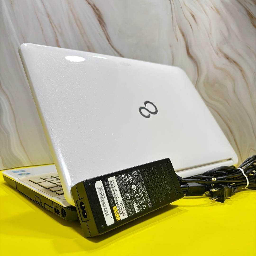  初売り ‼ corei 7 爆速SSD windows 11ノートPC カメラ Windowsノート本体 ノートPC