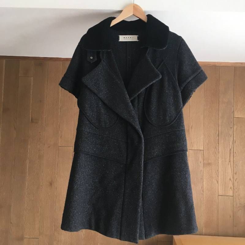 マルニ　MARNIブラックコート　美品　38 画像追加 美品 MARNI マルニ 襟ボア コート38 - メルカリ