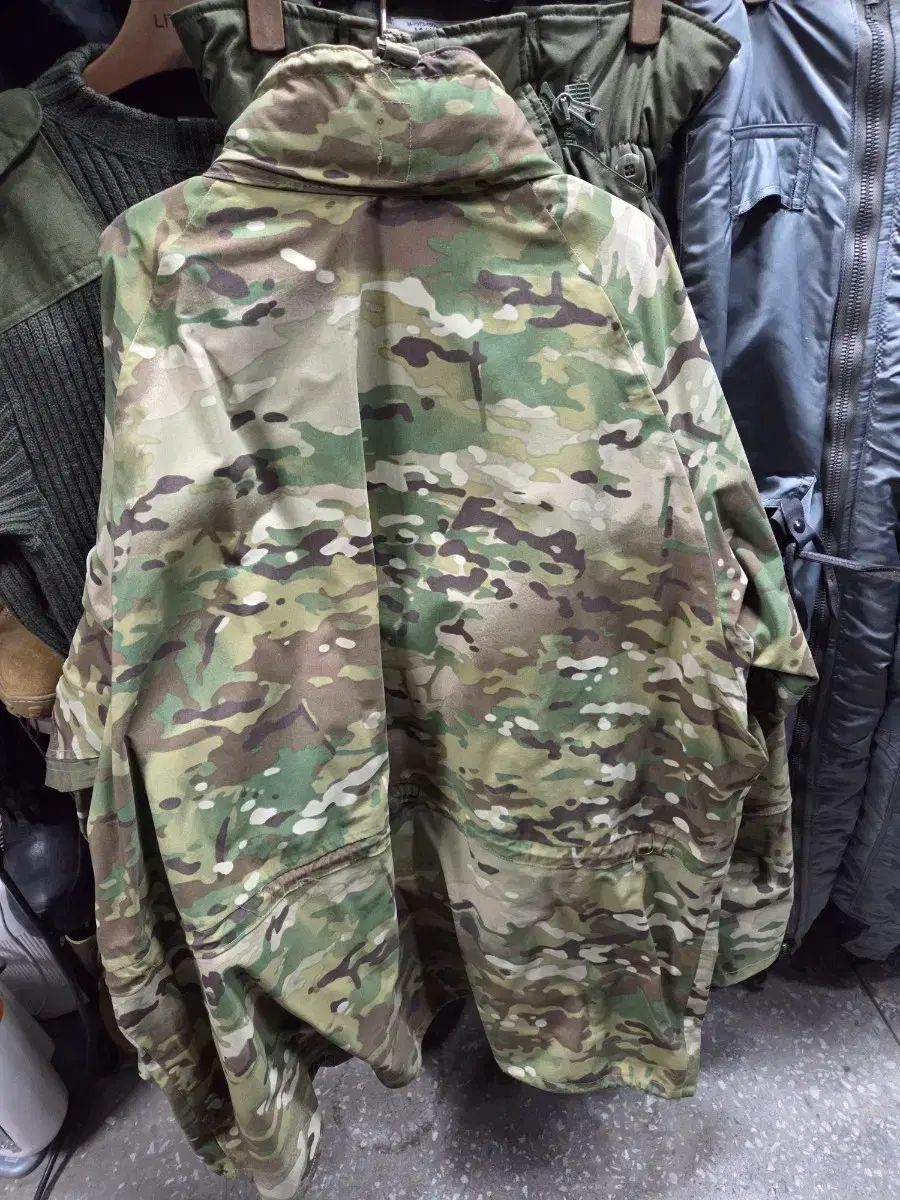 ミリタリー マルチ OCPマルチカム GORE TEX ゴアテックス ジャケット