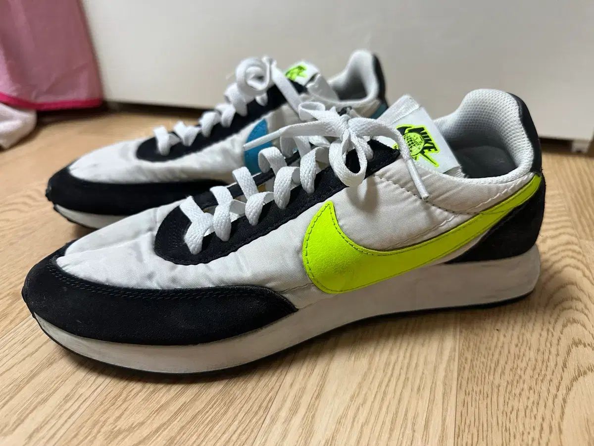 ナイキ cz 5928 100 255