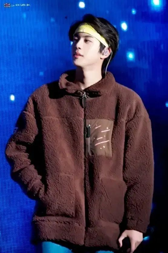 BTS Magic Shop フリース アウター