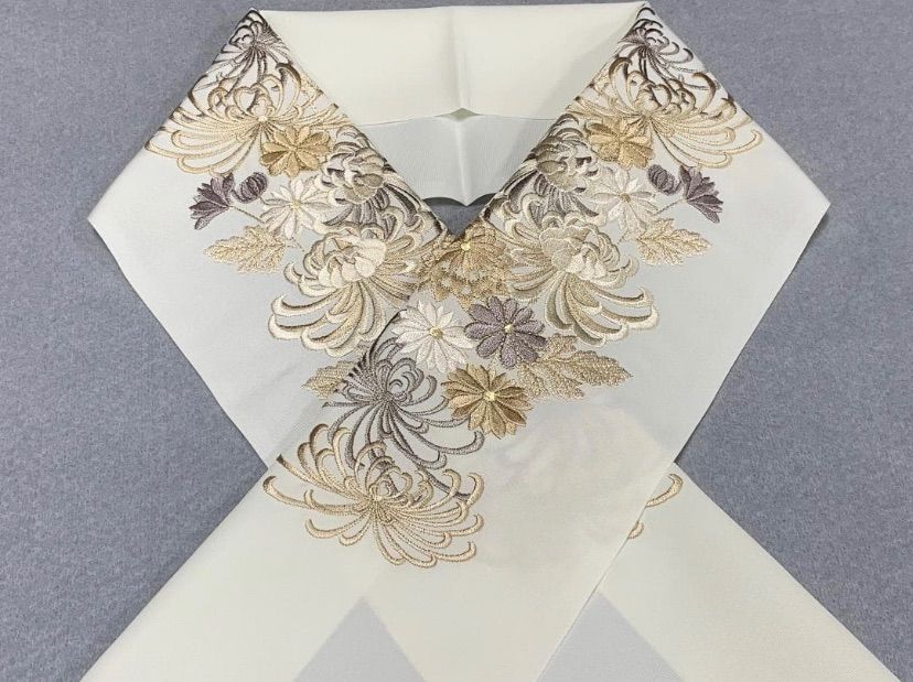 新作！振り袖、訪問着に 超ボリューム刺繍！アンティーク系金銀カラー