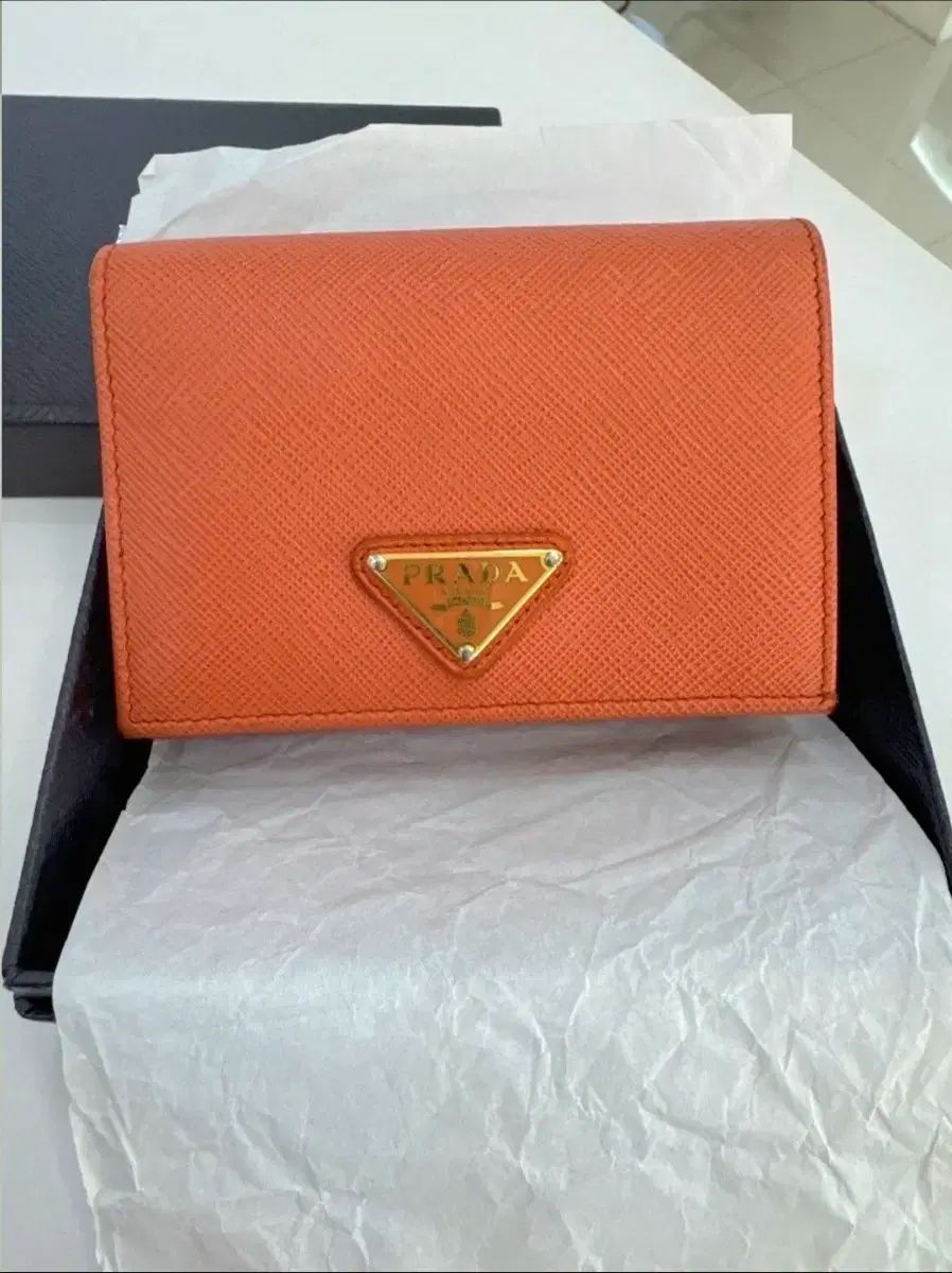PRADA プラダ サフィアーノ オレンジ レディース 財布