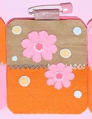 フェルト名札☆ハンドメイド ハンドメイドフェルト名札7 - メルカリ