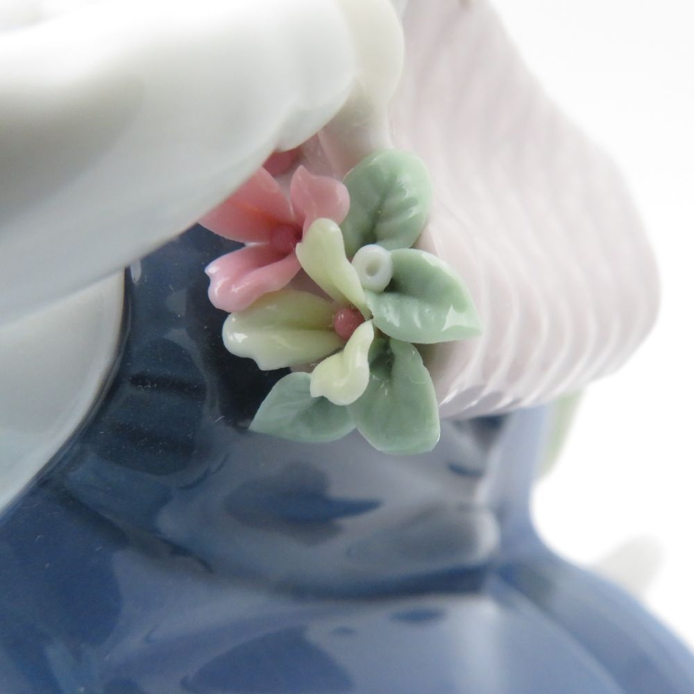 美品 LLADRO リヤドロ 5222「きれいな花ばかり」 フィギュリン 1点 