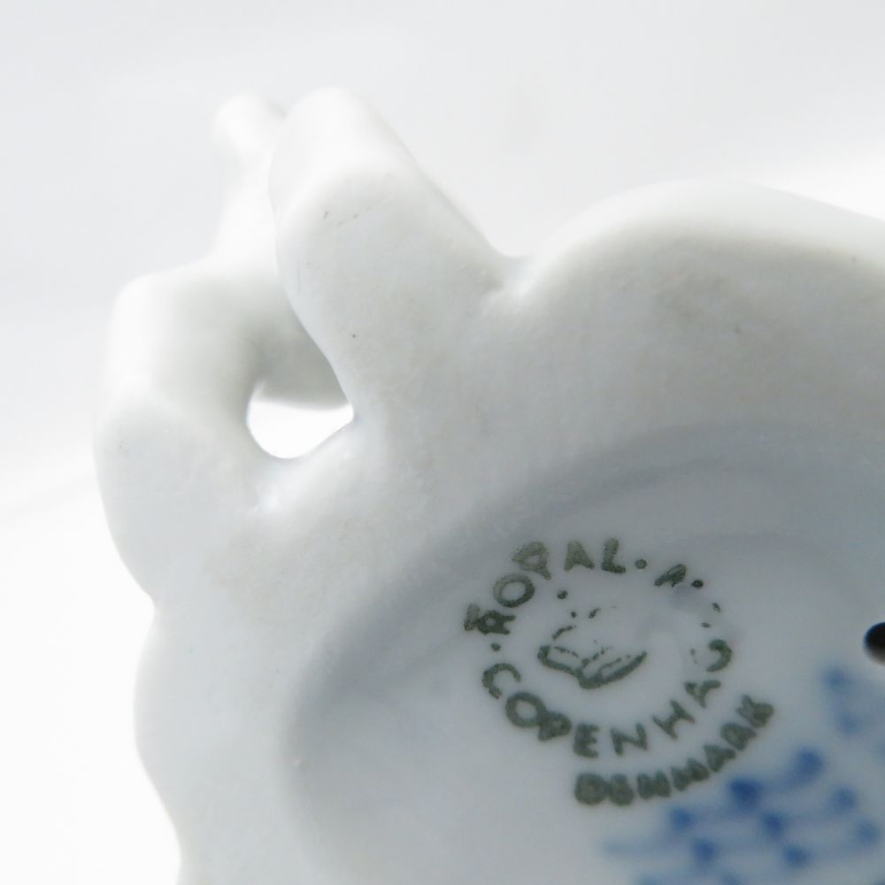 美品 ROYAL COPENHAGEN ロイヤルコペンハーゲン 少女と犬 フィギュリン