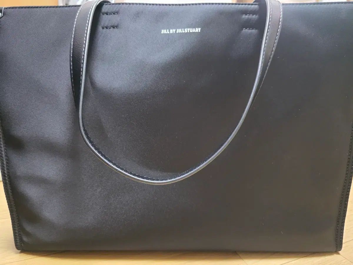 JILL STUART ジルスチュアート バイ ブラック ナイロン ラージ ケミバッグ 쭈언니