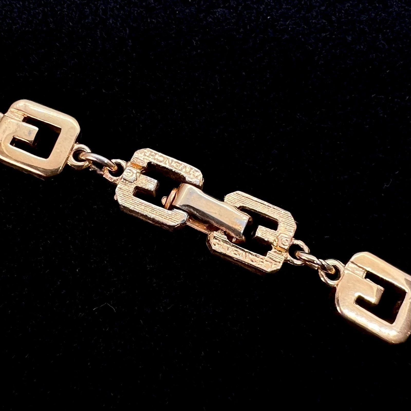 美品☆GIVENCHY ジバンシー ロングネックレス Gロゴ ゴールド