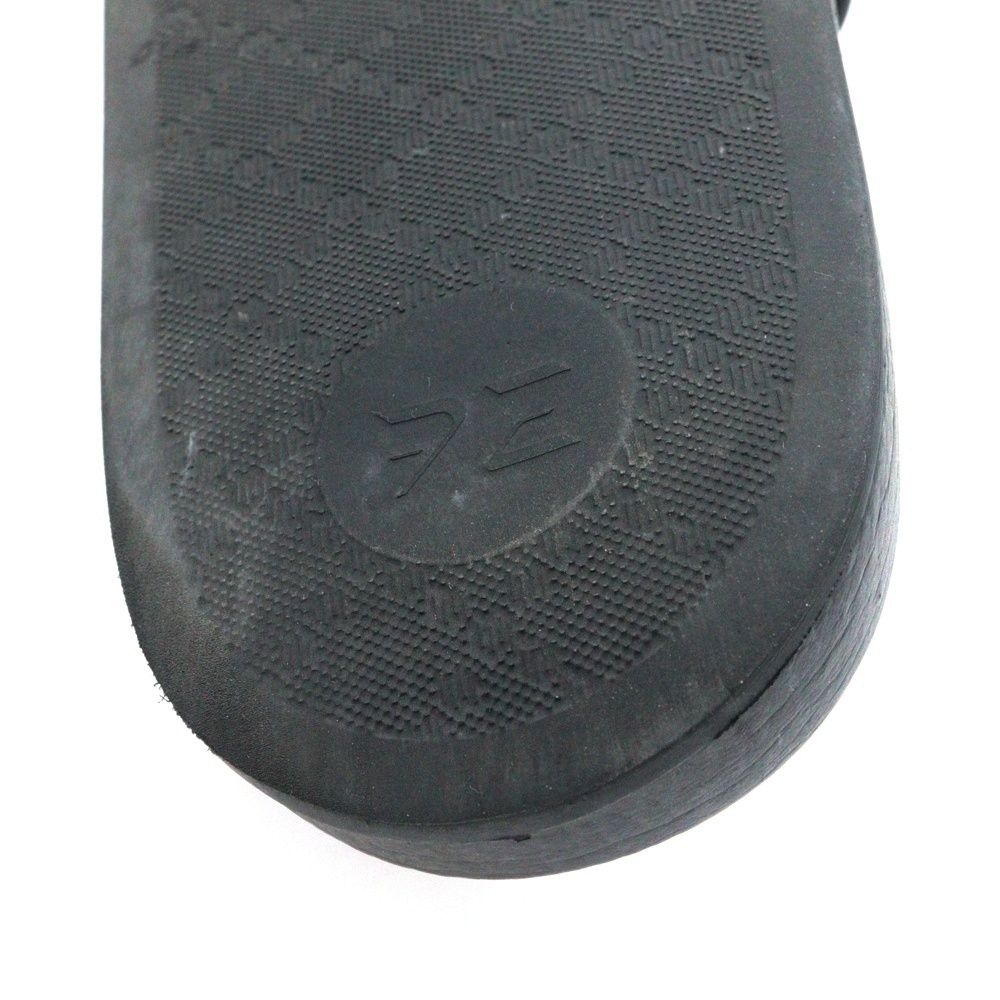 GUCCI (グッチ) GG ラバー スライド フラット シャワーサンダル