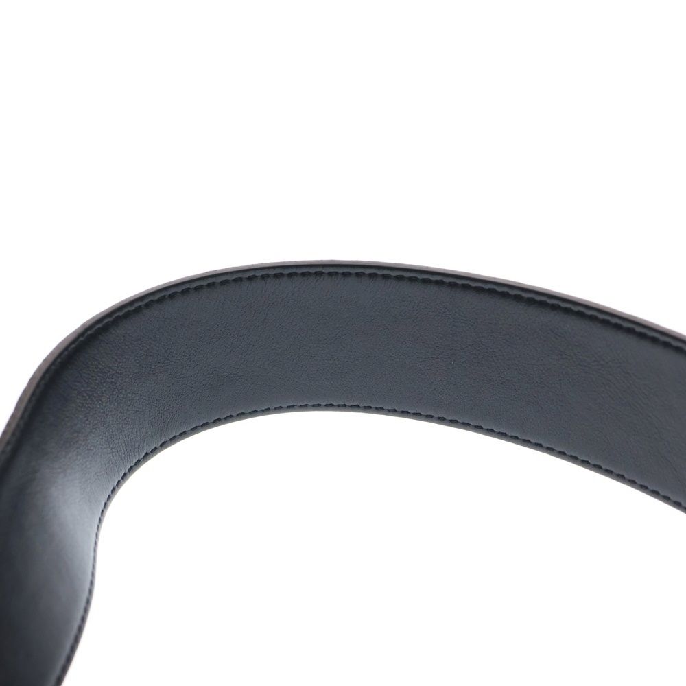 FENDI フェンディ