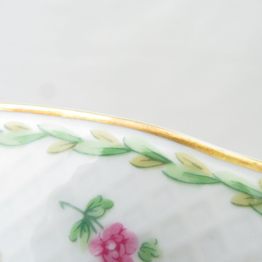 美品 ベルナルド リモージュ アルトワベール　平皿2枚 約21cm 美品 BERNARDAUD LIMOGES ベルナルドリモージュ Artois vert アルトワ