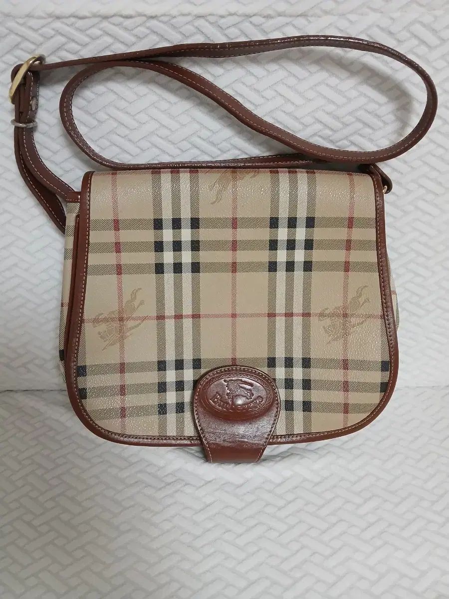 バーバリー ノヴァチェック クロスバック 17万円 状態良し 角きれいです