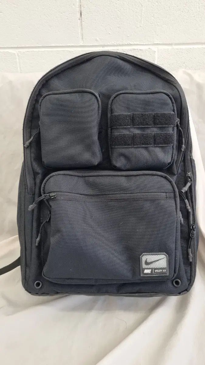 ナイキ ユーティリティ パワー バックパック 33 L ブラック