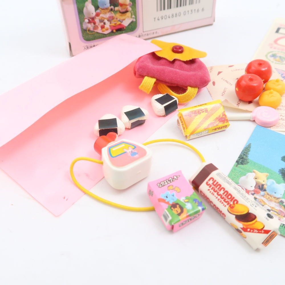 美品 EPOCH エポック シルバニアファミリー おべんとういっしょにたべようネ ホビー 3年2組の仲間たち HT243 