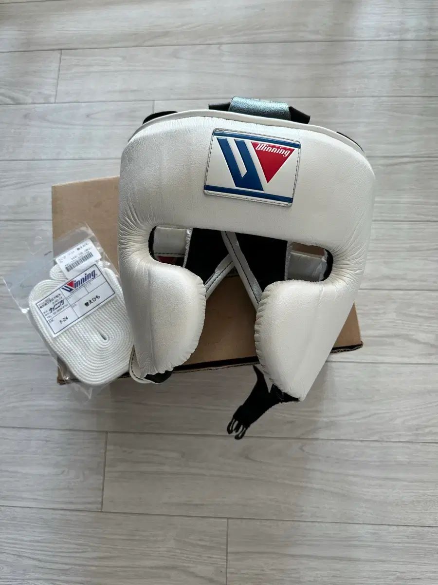 ウィニング ヘッドギア Lサイズ 状態良し