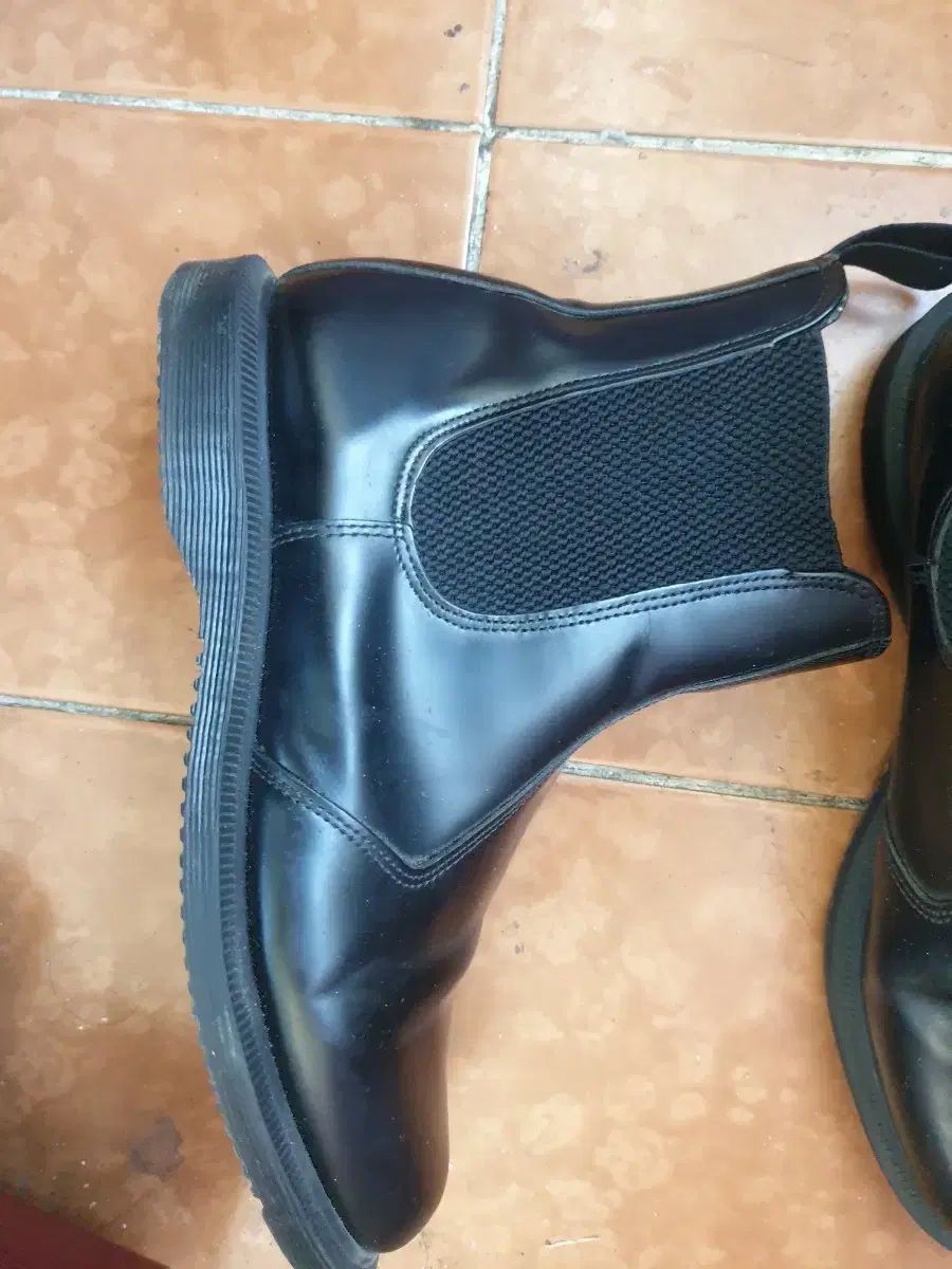 DR MARTENS ドクターマーチン チェルシーブーツ サイズ41 255オススメ