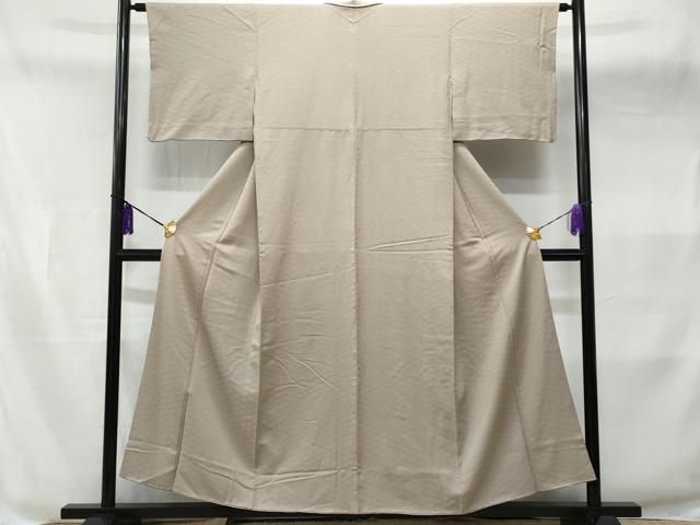 平和屋着物●上質な色無地　江戸鼠色　正絹　逸品　未使用　AABE5860ph 平和屋着物□上質な色無地 菱地紋 茶鼠色 正絹 逸品 CABB3895fb - メルカリ