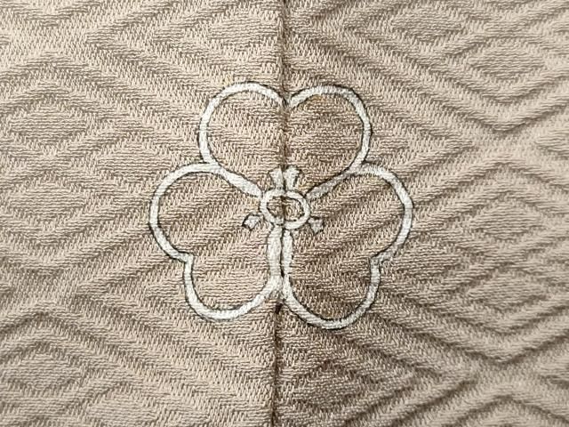 平和屋着物●上質な色無地　作家物　市松宝尽くし地紋　濃鼠色　鈴乃屋扱い　正絹　逸品　DAAZ0491ps 平和屋着物○上質な色無地 作家物 市松宝尽くし地紋 濃鼠色