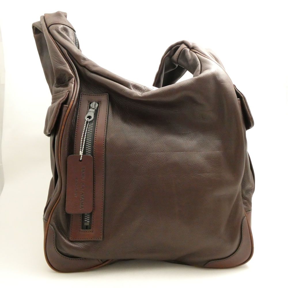 美品 ISAMU KATAYAMA イサムカタヤマ ショルダーバッグ AN2003 美品 ISAMU KATAYAMA イサムカタヤマ ショルダーバッグ AN2003