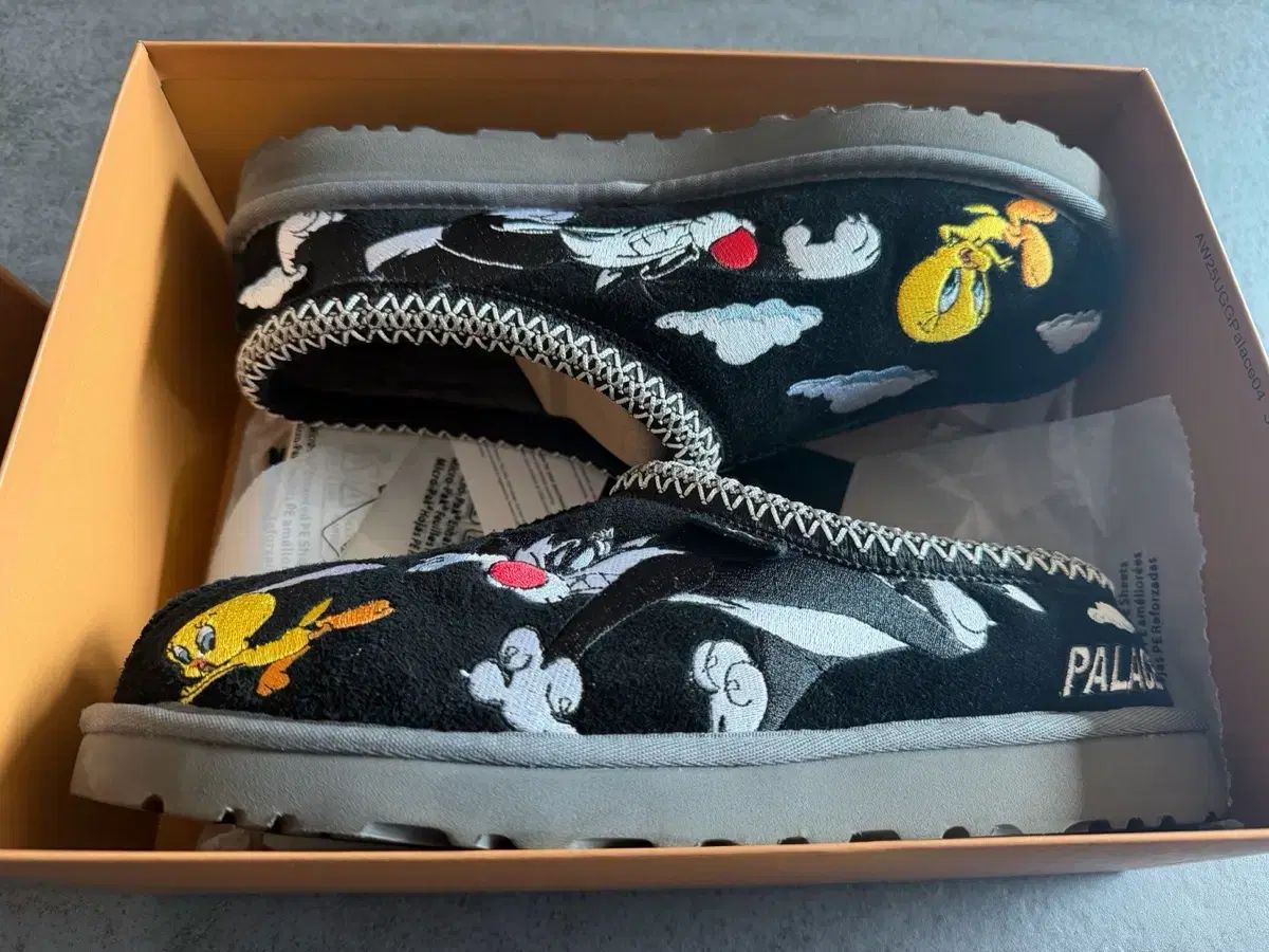 パレス アグ タスマン ルーニー テューン