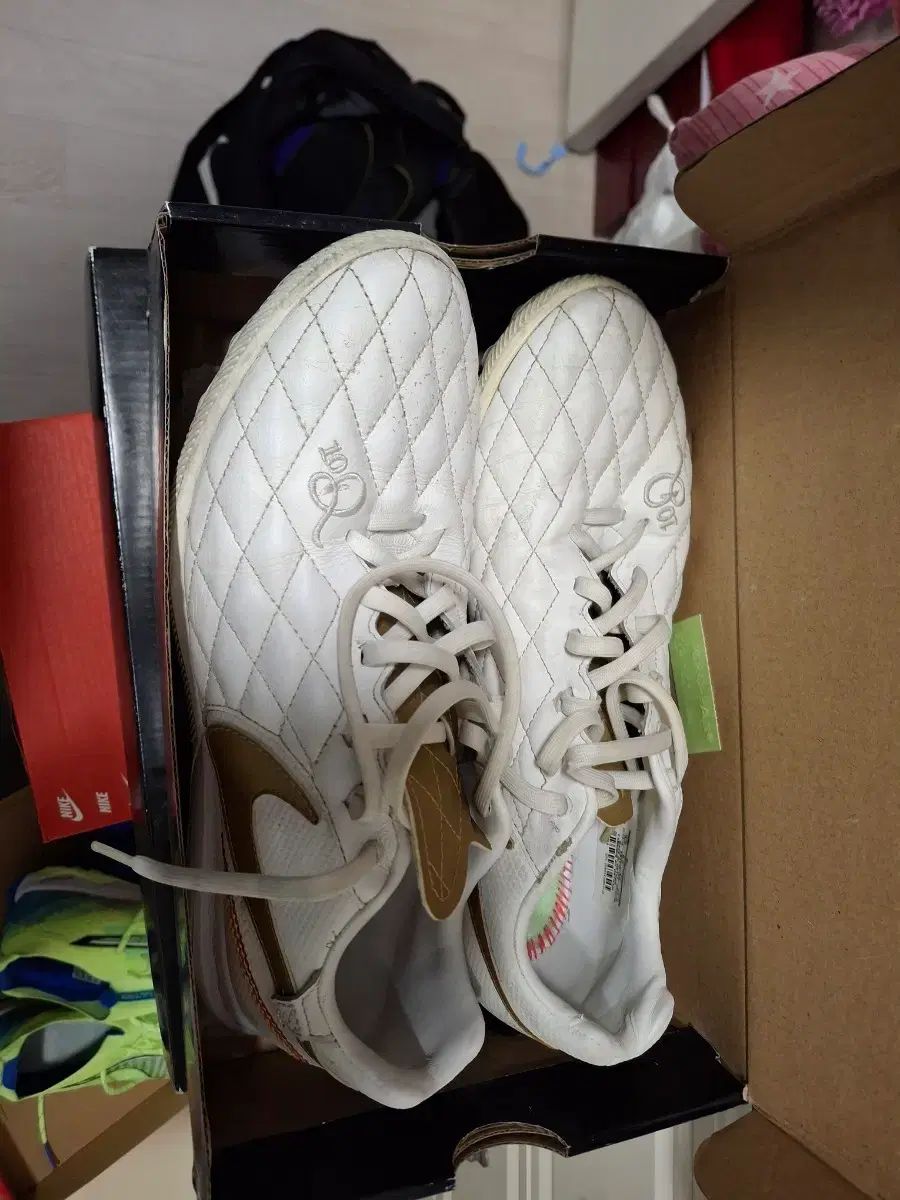 ロナウジーニョ NIKE ルナ レジェンド7 10r tf - メルカリ