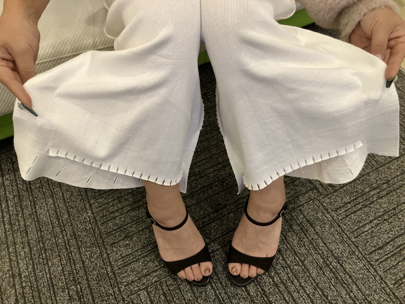 イッセイミヤケ ワイドパンツ