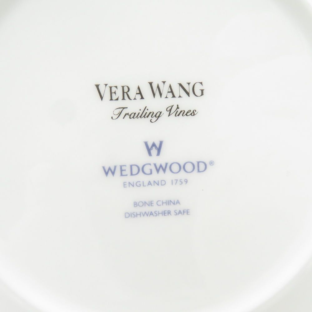 美品  ウェッジウッド ヴェラウォン Vera Wang Trailing Vines ティーカップ＆ソーサー 2客 ペア 紅茶 コーヒー 英国 テーブルウェア SU13340B3 美品 WEDGWOOD ウェッジウッド ヴェラウォン Vera Wang Trailing Vines