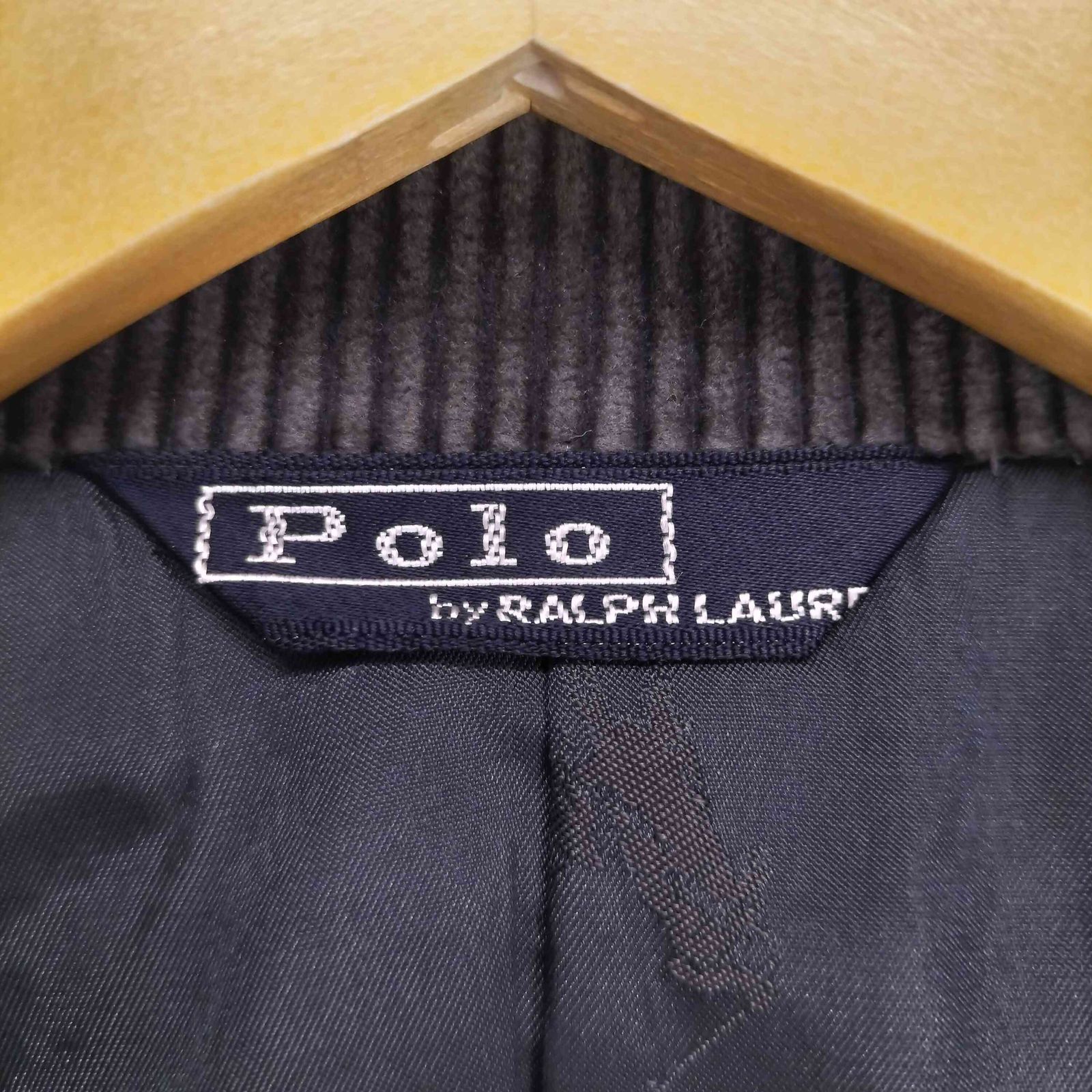 Polo by RALPH LAUREN(ポロバイラルフローレン) クルミボタン 太畝コーデュロイ エルボーパッチ 3ボタン テーラードジャケット メンズ 表記無 【中古】【ブランド古着バズストア】 ポロバイラルフローレン Polo by RALPH LAUREN クルミボタン 太畝