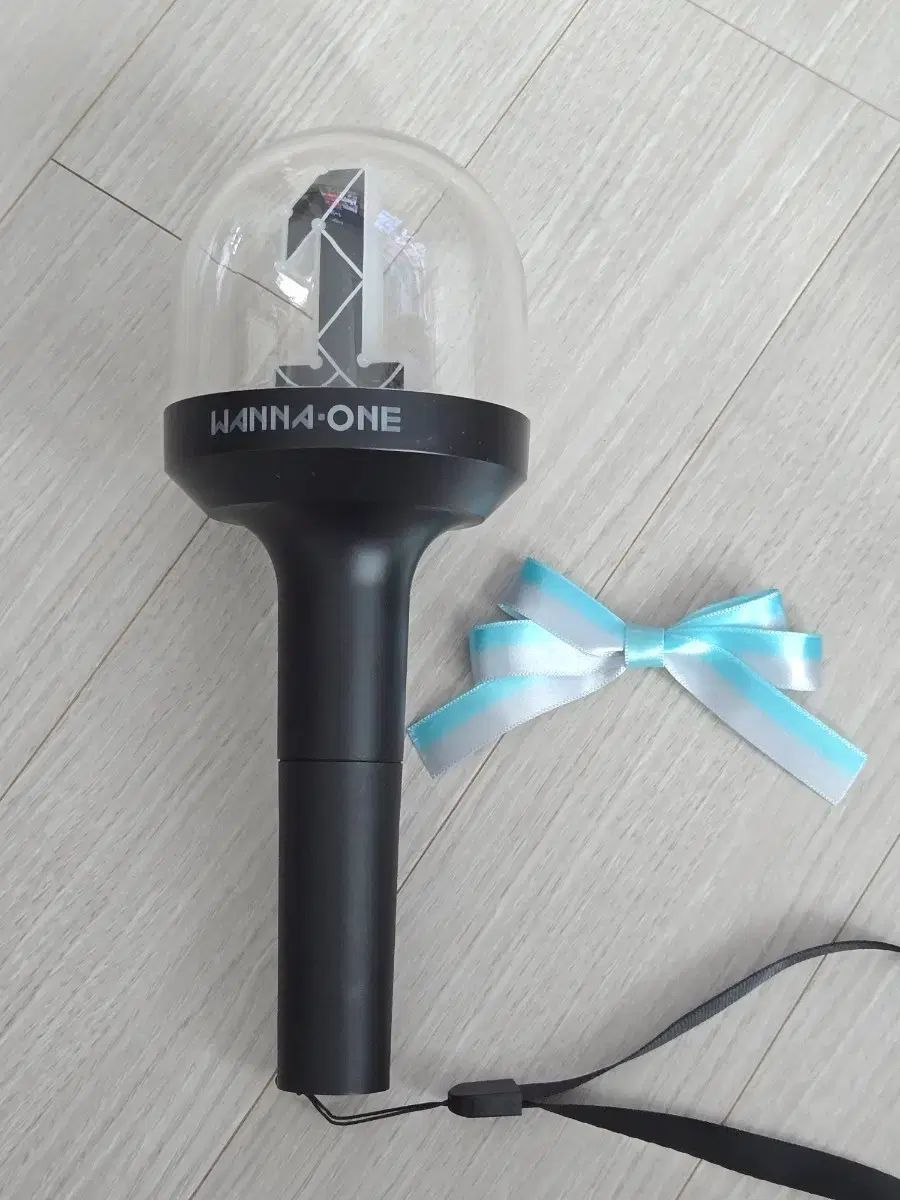 Wanna One（ワナワン）応援ペンライト 