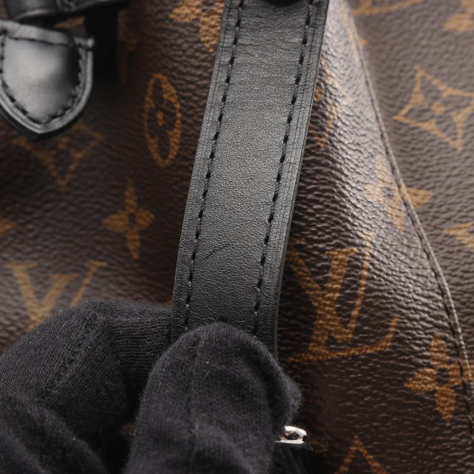 ルイ・ヴィトン LOUIS VUITTON リュックサック バックパック 