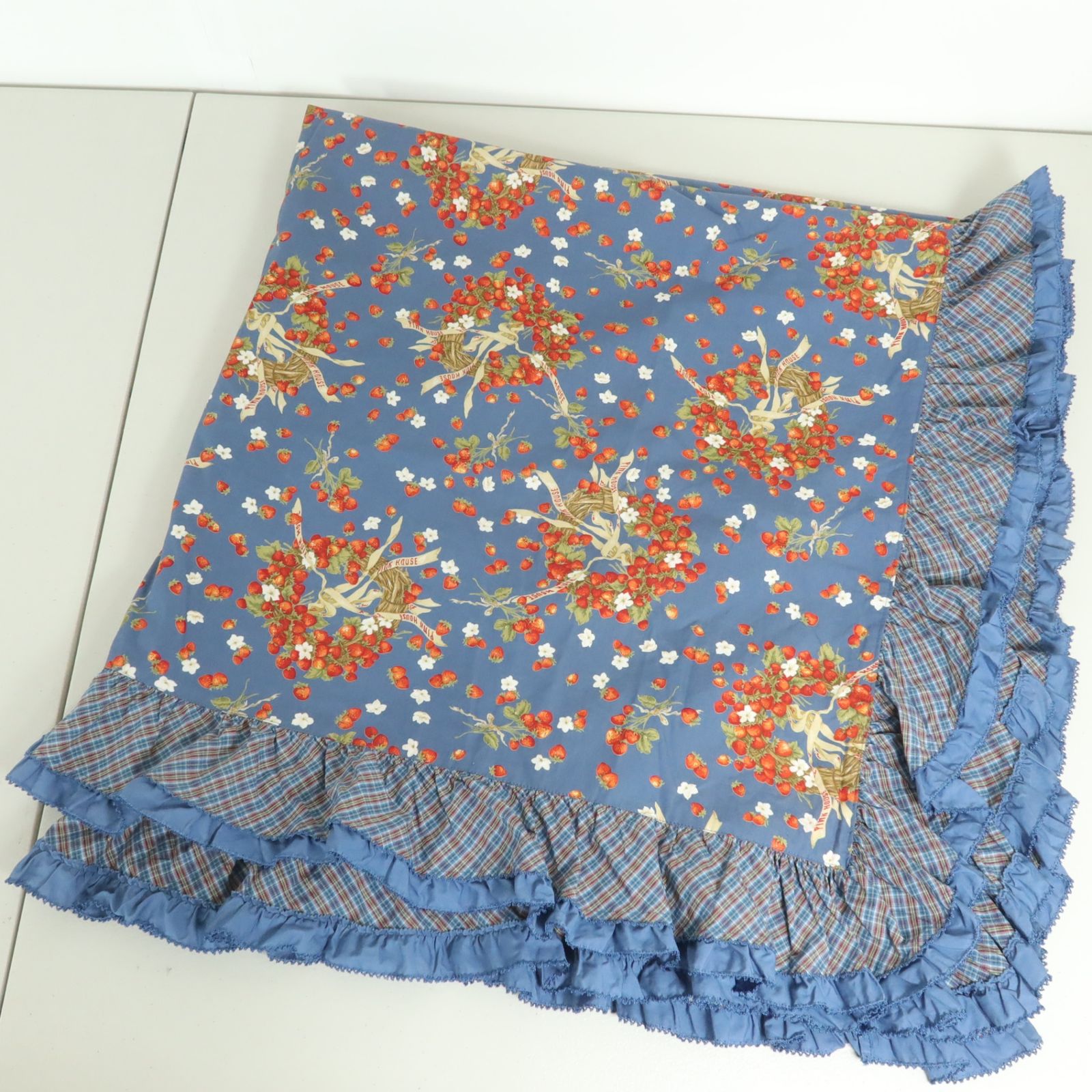  ピンクハウス 苺ハートリース刺しゅう 両面2 way 大判ストール ブルー系＊ｋ4566 ストール ショール 小物