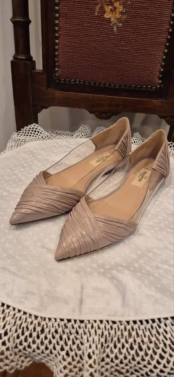 ヴァレンティノ ロックスタッズ Nxde I loveトーン フラットシューズ