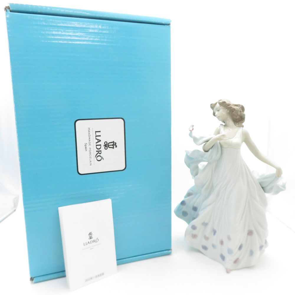 未使用 LLADRO リヤドロ 6193 夏のセレナーデ フィギュリン 陶器人形