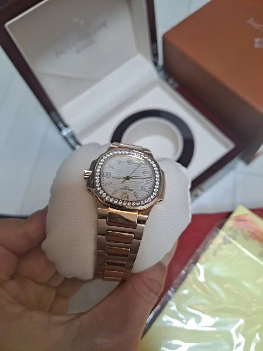 パテック ノーチラス7010 3 kレディース時計