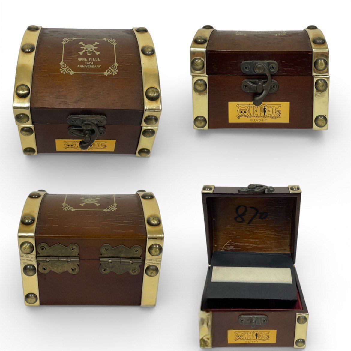 ワンピース 10周年記念公式ウォッチ 黄金の指針(ゴールデン・ポース