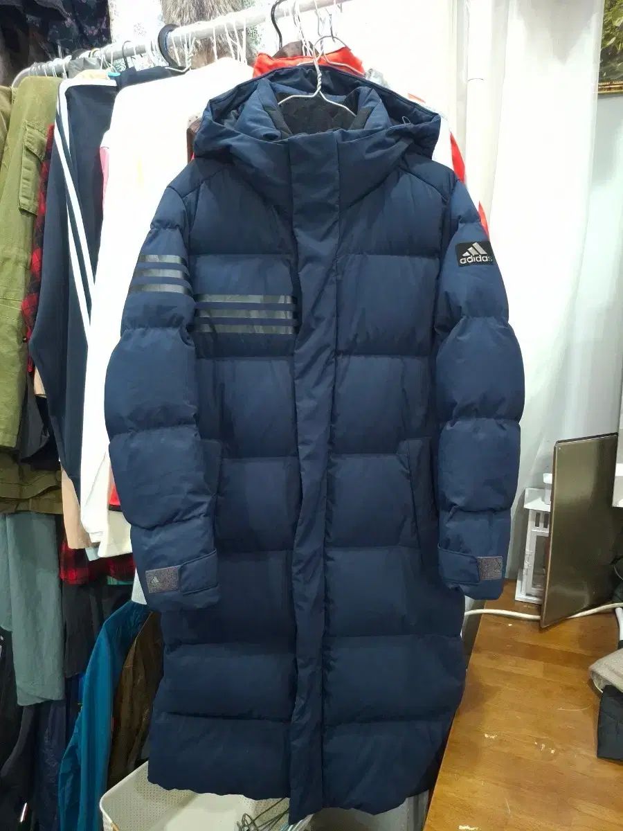 アディダス ネイビ グースダウン ロング丈 ダウンジャケット xs - メルカリ