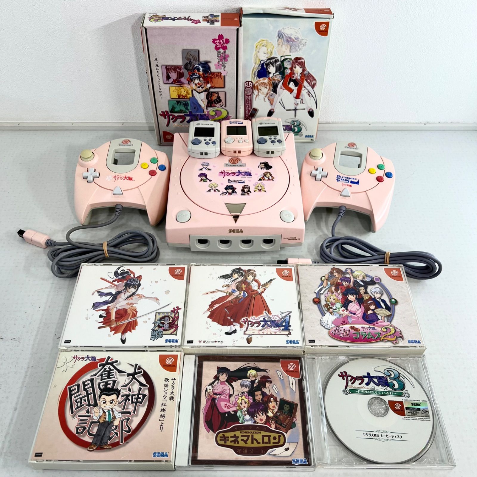 おまけ付き サクラ大戦 モデル 本体 型式HKT-3000 ソフトセット SEGA ドリームキャスト セガ セガサミー セガエンタープライゼス コントローラー ドリキャス ビジュアルメモリー
