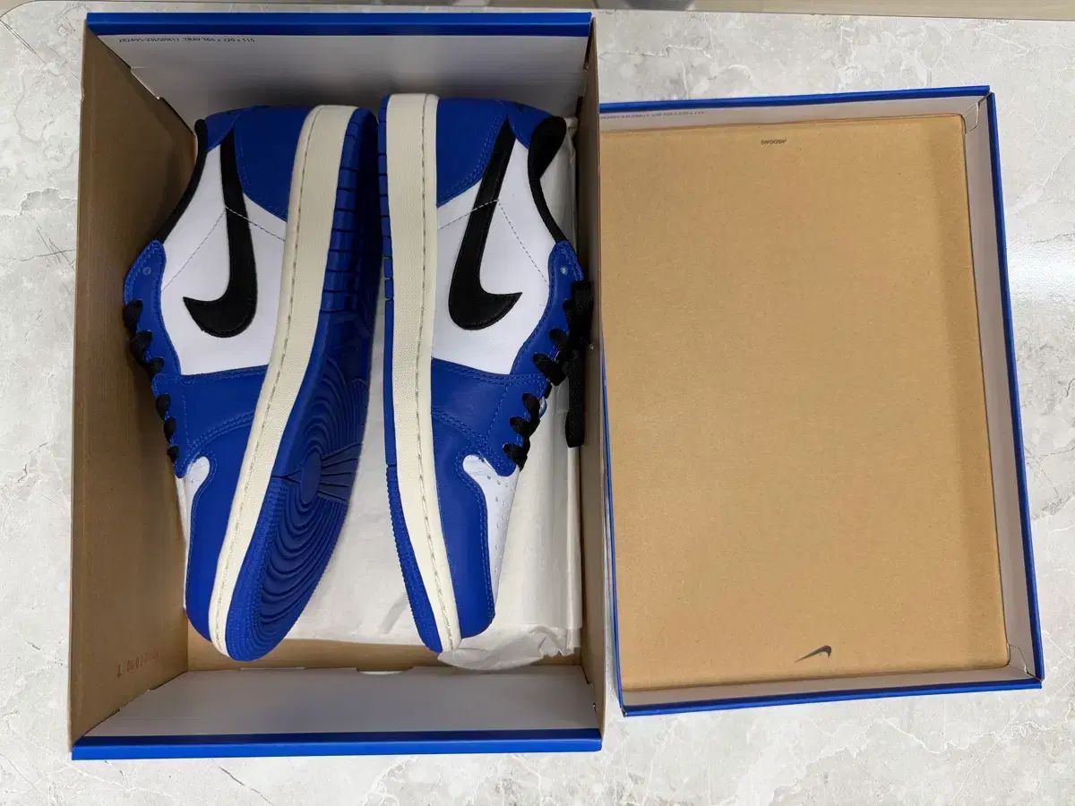 ナイキ エア ジョーダン1 ロイヤル ブルー 260 スニーカー 靴 メンズ