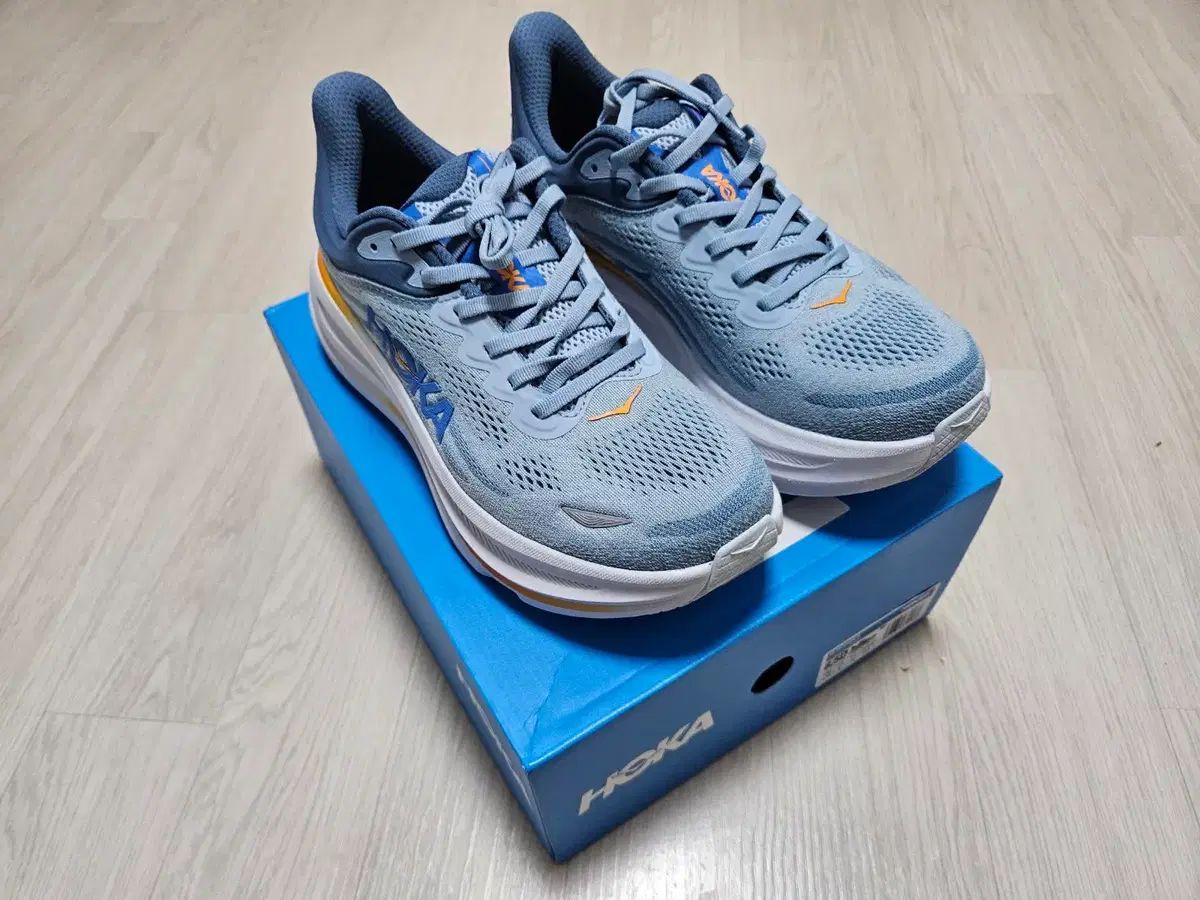HOKA ONE ホカオネオネ ボンダイ9 ランニングシューズ サイズ 265 mm