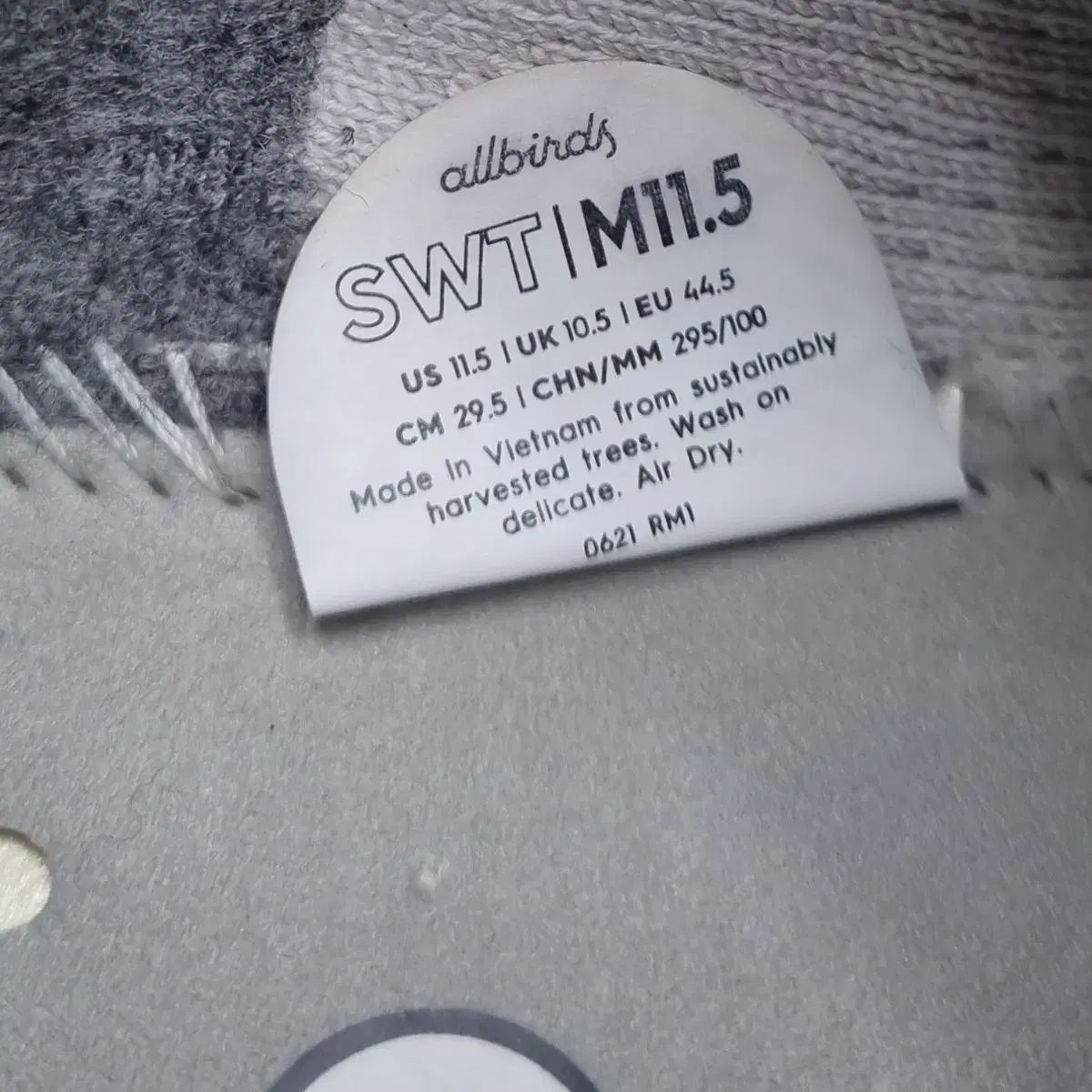 ランニングシューズ 295