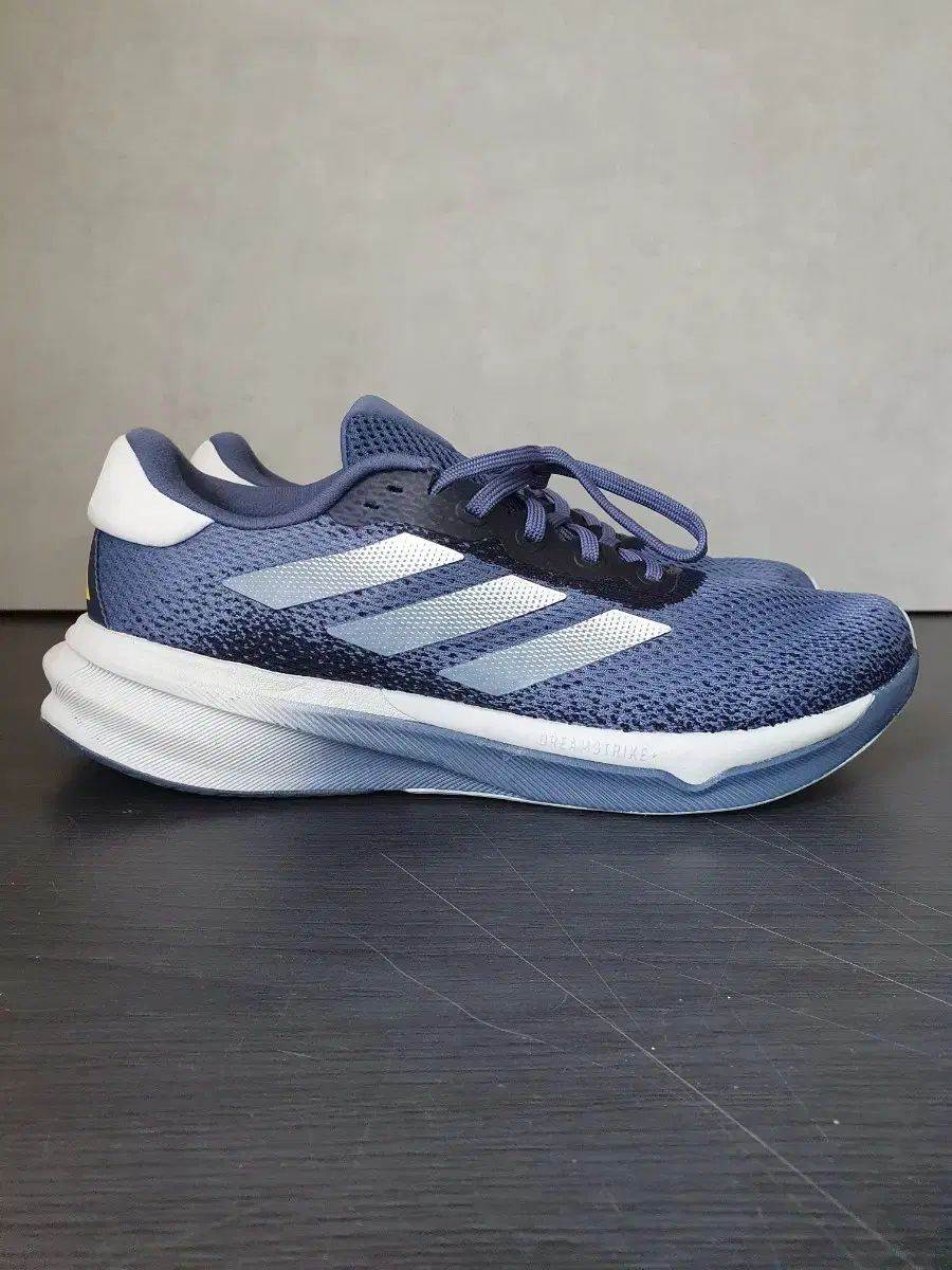 アディダス STRIDE 270