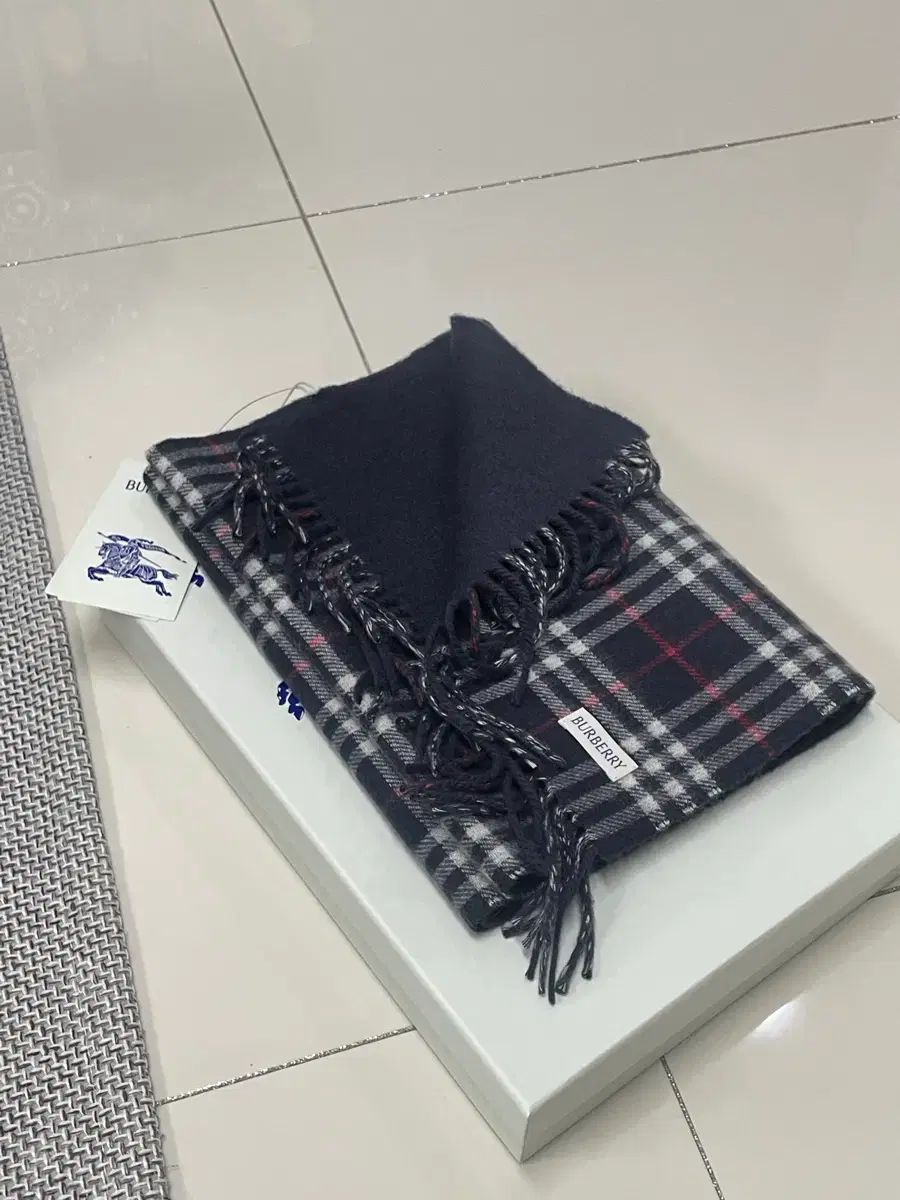 バーバリー チェック マフラー フルセット タグ ボックス O