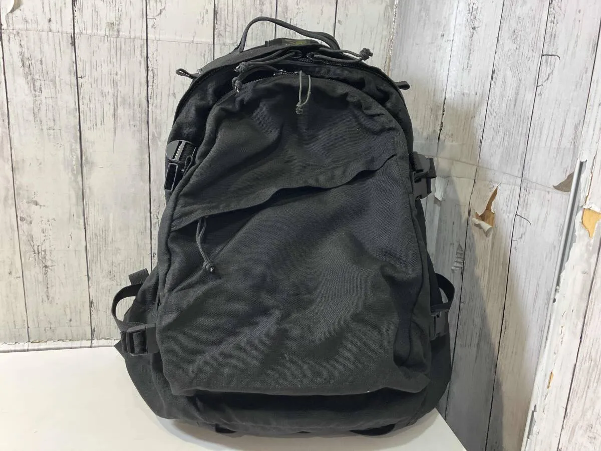 イーグルA3 アサルトパック　ブラック 楽天市場】Eagle社 新型A-III MOLLEパック E)A-III-LC/MS : リスク