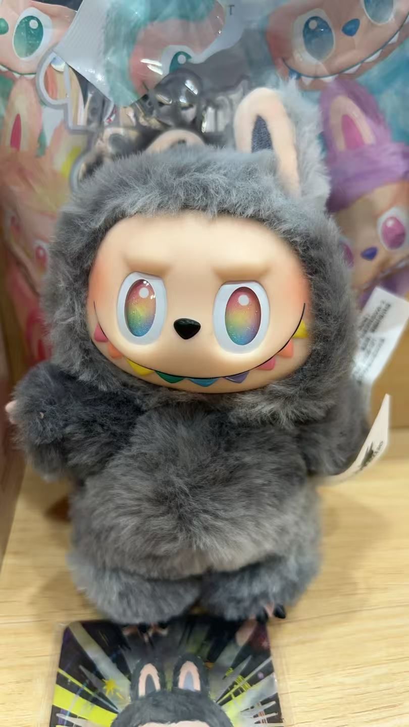 LABUBU Big into Energy シークレット グレー