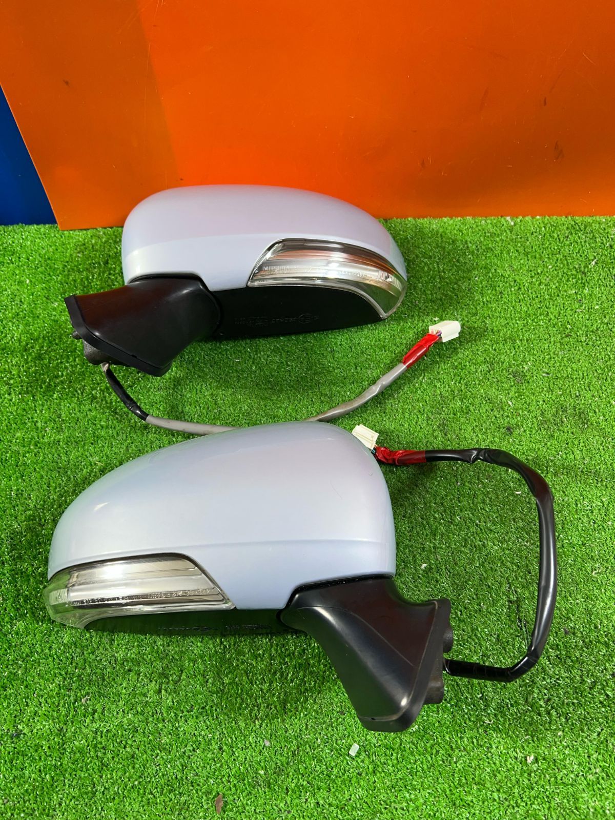 みうら ZT-3018] 純正トヨタ プリウス ZVW30 H22年 サイドドアミラー 右左