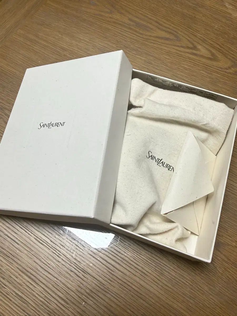 サンローラン カードウォレット