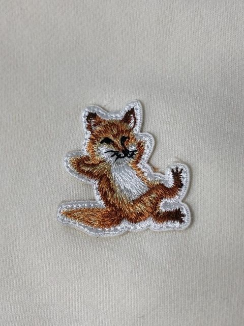 美品メゾンキツネ CHILLAX FOX スウェット ホワイト S レディース 楽天市場】MAISON KITSUNE メゾンキツネ トレーナー CHILLAX FOX PATCH
