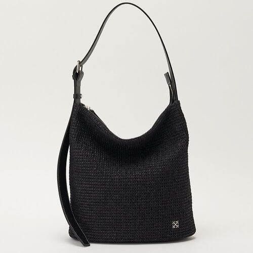 russet ラシット 370 g|軽量 ナイロンカゴショルダーバッグ デザイン 上質 ナイロン素材 カゴバッグ風 大人向け 軽やか 機能性 柔らか手触り 衣類に優しい シンプルデザイン レザーベルト アクセント ショルダー 管理番号 1375-7920