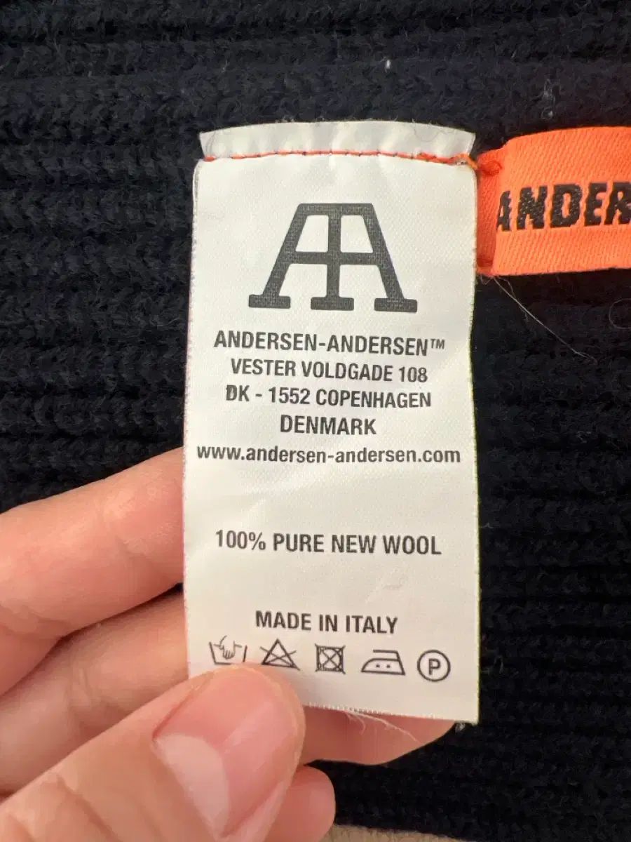  アンデルセンアンデルセン ネイビ ウール マフラー マフラー 小物