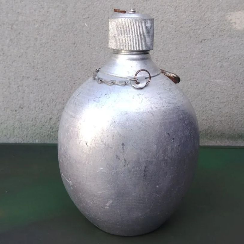 ドイツ軍実物】第2次世界大戦 キャンティンボトル - メルカリ